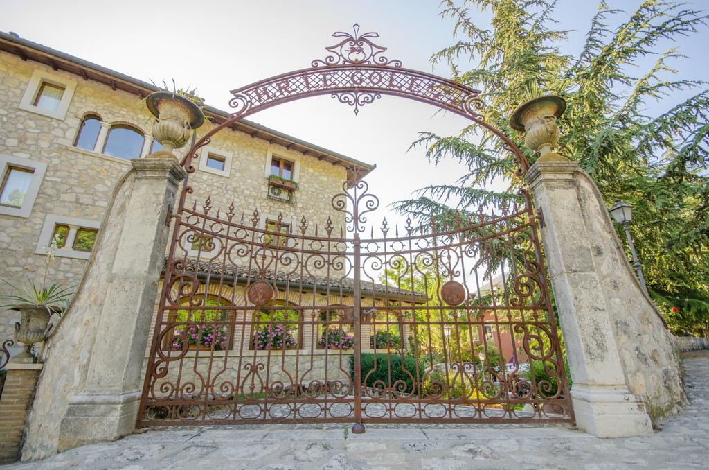 Le Gole Ristorante & Resort تشلانو المظهر الخارجي الصورة